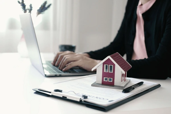 Commercial Real Estate Agent Insights: How to Secure High-Value Property Deals with Confidence