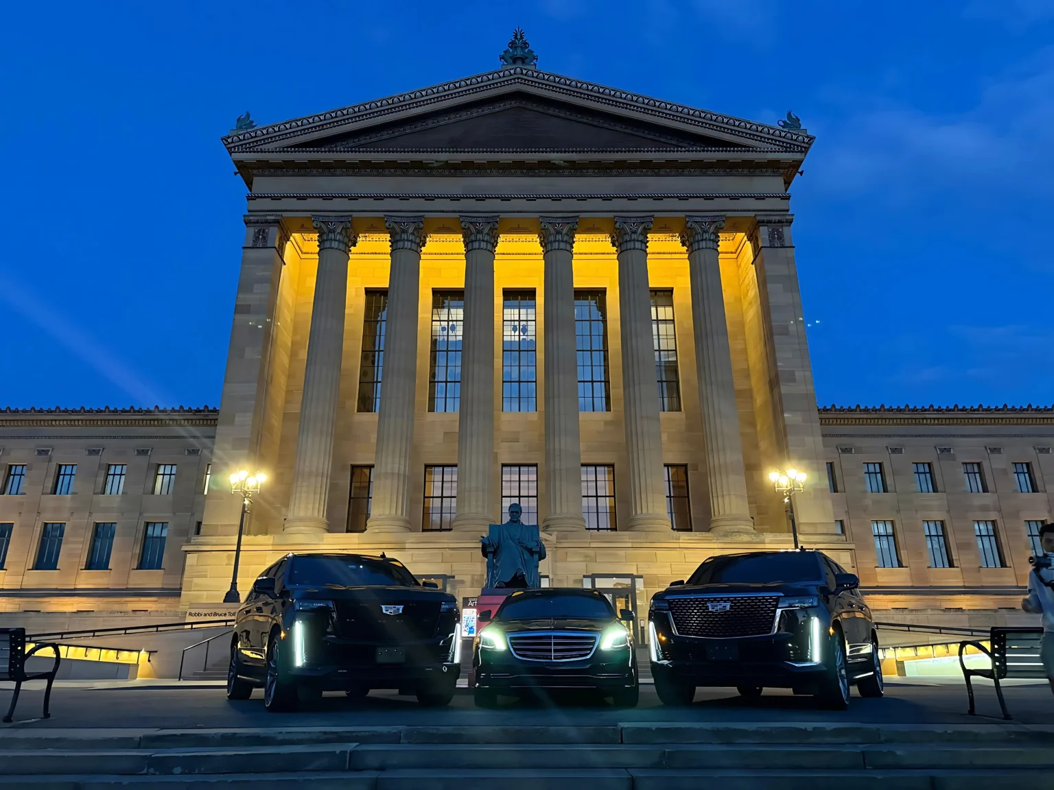 special occasions deserve special transportation. A limo service for weddings and proms is the perfect way to add elegance, comfort, and luxury to life’s most memorable events. Whether it’s your wedding day or prom night, arriving in a limousine creates a grand entrance that you will never forget.