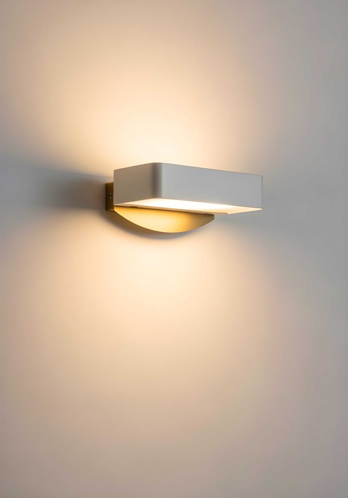 What Are Net Lights and Why Do Lighting Companies in Qatar Recommend Them for Outdoor Décor?