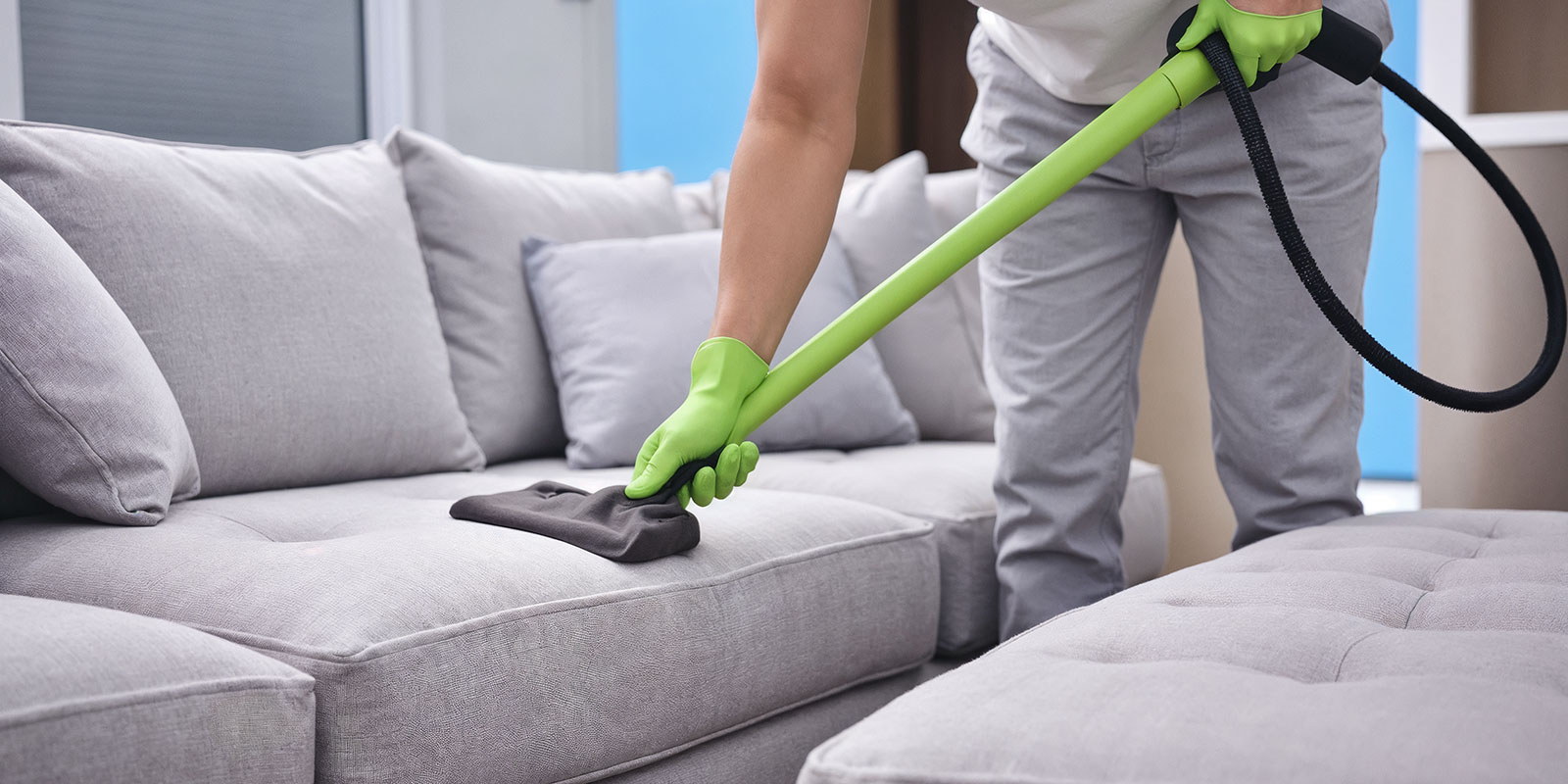 Upholstery Cleaning in Abu Dhabi for Villas vs Apartments – What’s Different?